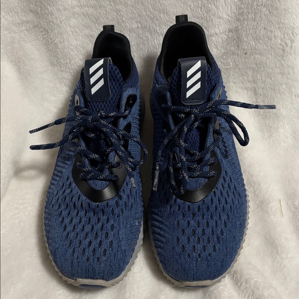 Adidas alpha bounce shoe